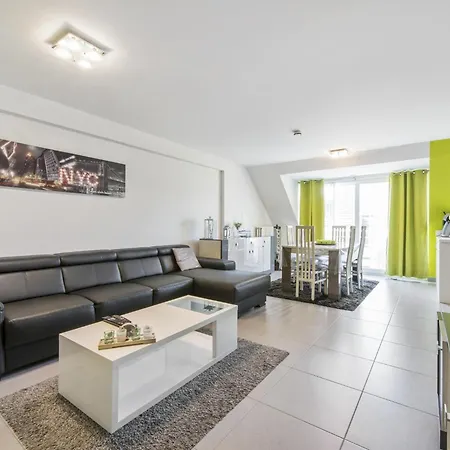 Piazza - 0402 + Parking 4 * 布兰肯贝赫