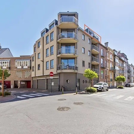 Apartamento Piazza - 0402 + Parking 4 *