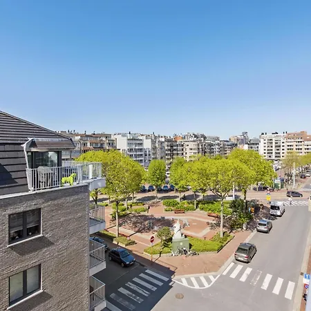 Piazza - 0402 + Parking 4 Blankenberge